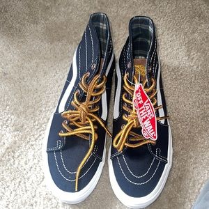 Brand New Vans SK8-Hi Tapered size 7.5 Men